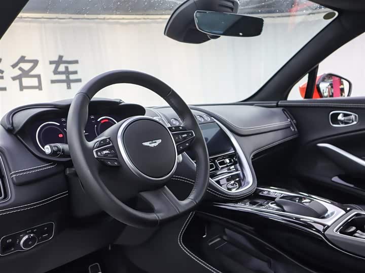 Aston Martin DBX 2023 2023款 3.0T STRAIGHT-SIX