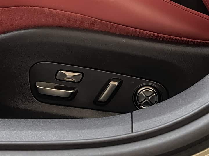 Xiaomi SU7 2024 2024款 四驱超长续航高阶智驾Max版