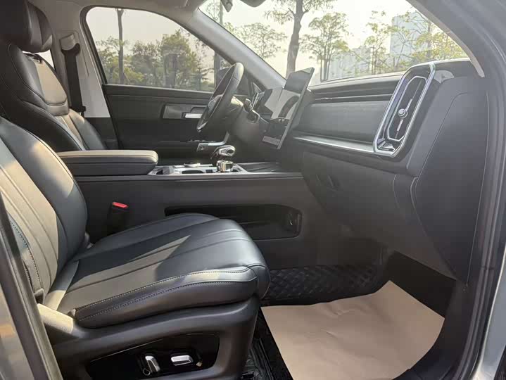 Chery Jaecoo J7 (Explore 06) 2023 2023款 都市版 1.6T 两驱豪华