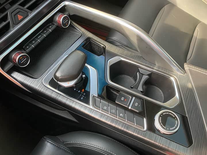 Geely Tugella 2020 2020款 高能版 350T 耀星者