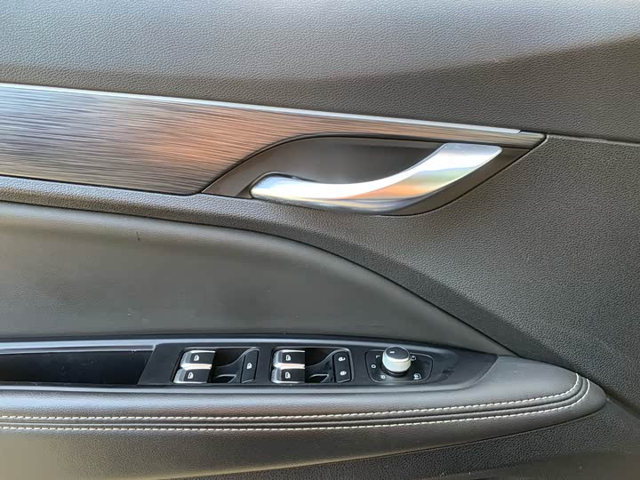 Geely Tugella 2020 2020款 高能版 350T 耀星者