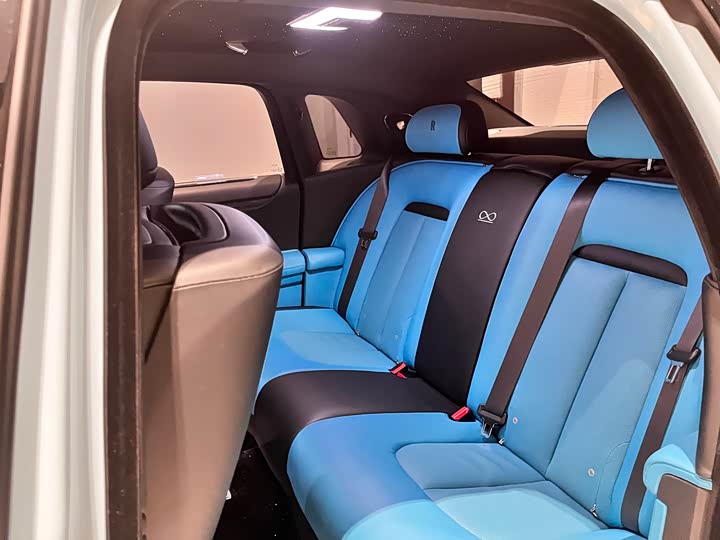 Rolls-Royce Ghost 2022 2022款 6.7T Black Badge