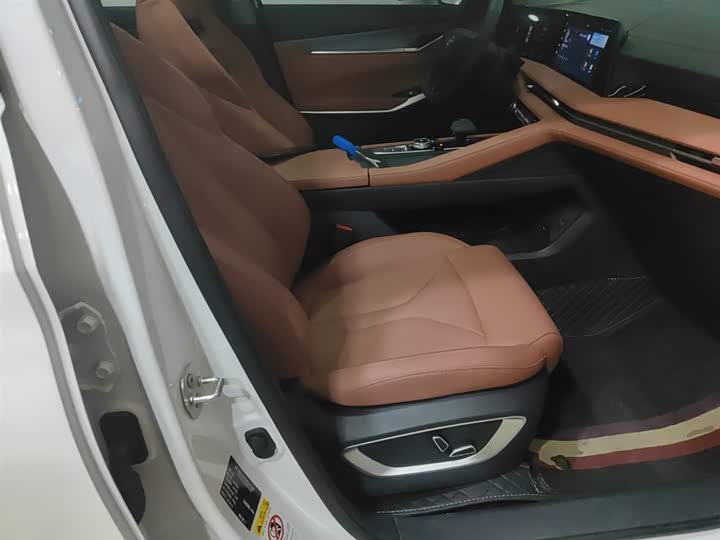 Changan CS75 Plus 2025 2025款 第三代 冠军版 1.5T 劲航型