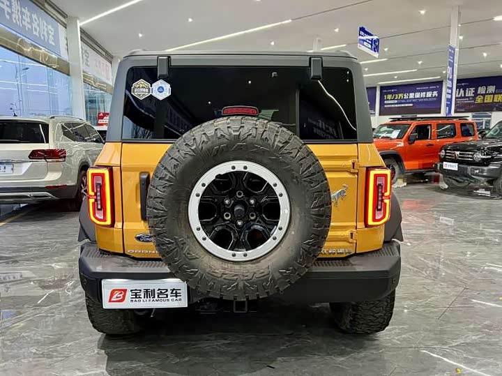 Ford Bronco 2024 2024款 2.3T 长滩大脚越野版