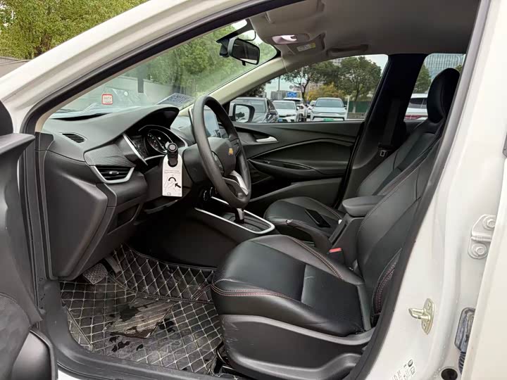 Chevrolet Onix (Cavalier) 2022 2022款 325T 自动欣悦版
