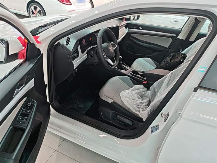 Volkswagen Bora 2025 2025款 改款 200TSI DSG悦行导航版