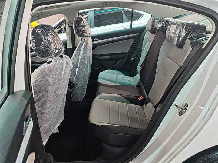 Volkswagen Bora 2025 2025款 改款 200TSI DSG悦行导航版