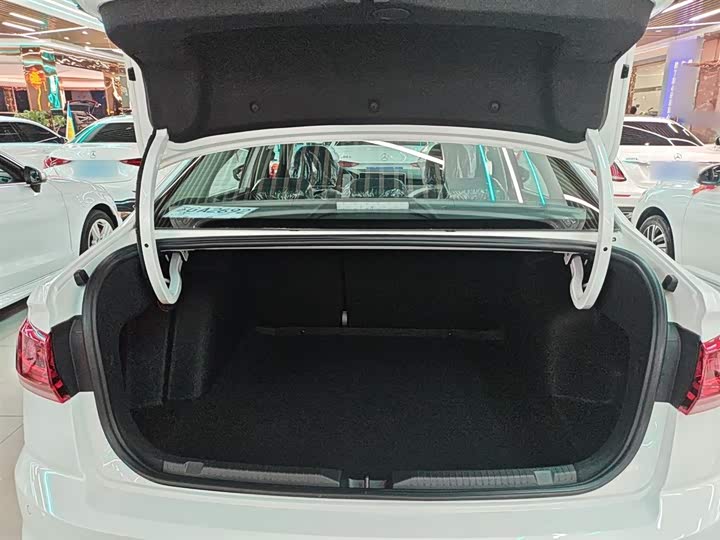 Volkswagen Bora 2025 2025款 改款 200TSI DSG悦行导航版