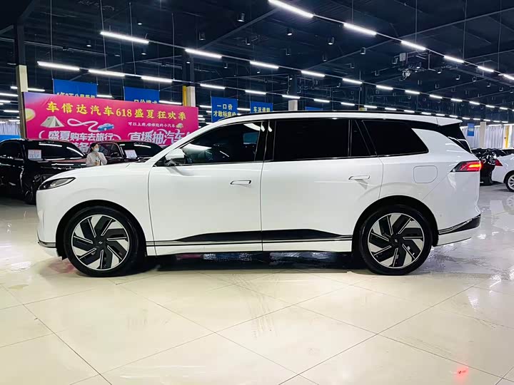Dongfeng Yipai eπ 008 2025 2025款 210Ultra如奕版 5座