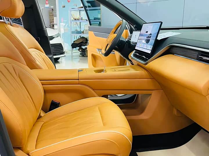 Dongfeng Yipai eπ 008 2025 2025款 210Ultra如奕版 5座