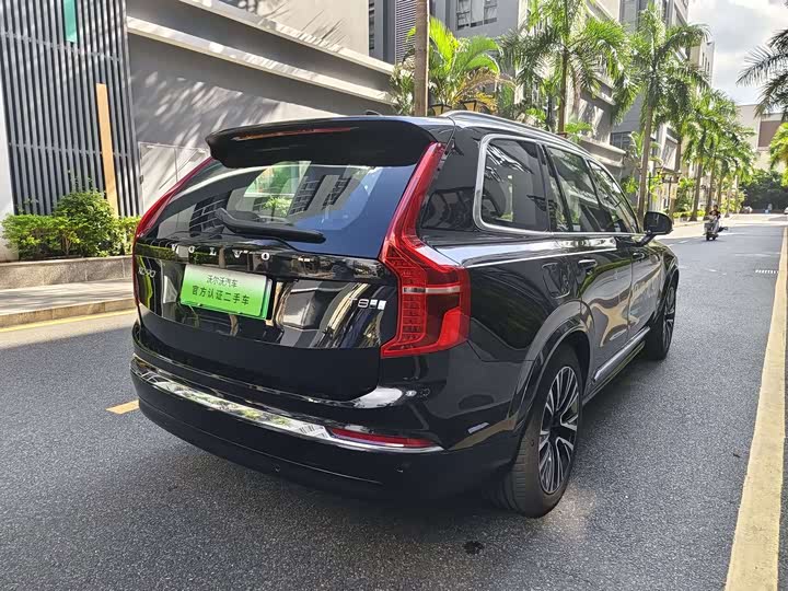 Volvo XC90 Hybrid 2024 2024款 T8 智尊豪华版 7座