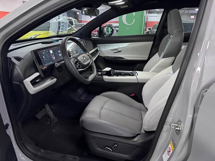 Changan UNI-T 2023 2023款 第二代 1.5T 尊贵型