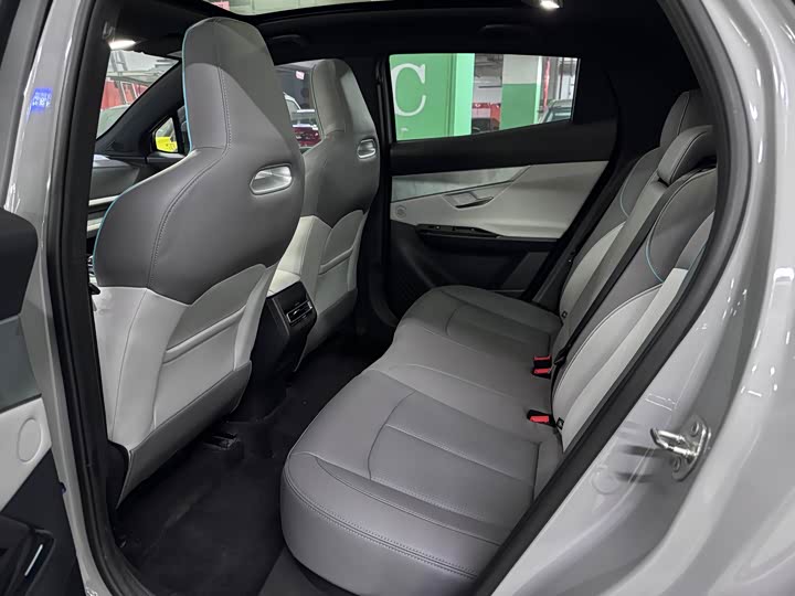 Changan UNI-T 2023 2023款 第二代 1.5T 尊贵型