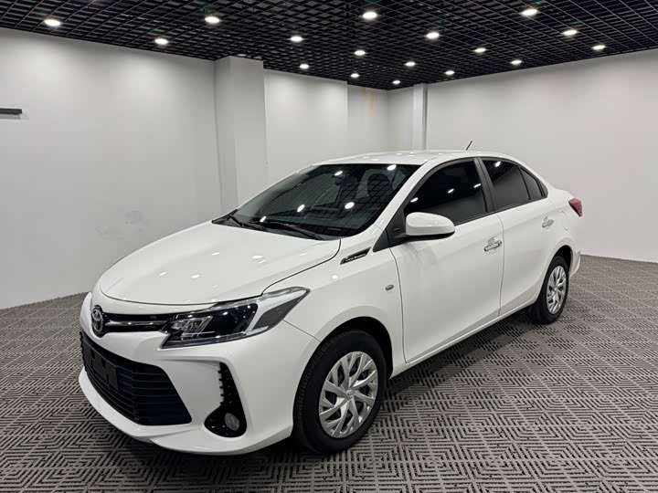 Toyota Vios 2022 2022款 1.5L 20周年纪念版