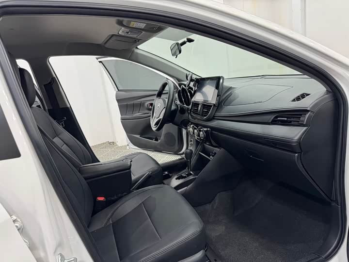 Toyota Vios 2022 2022款 1.5L 20周年纪念版