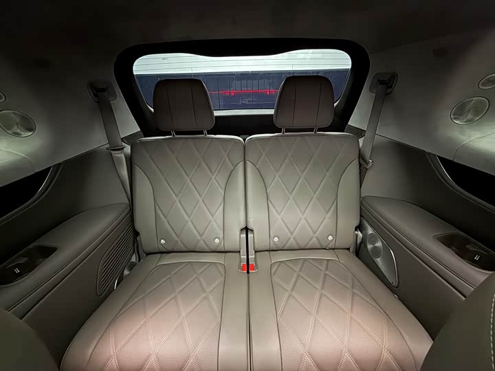 Aito M9 2025 2025款 增程 Ultra版 52kWh 6座版