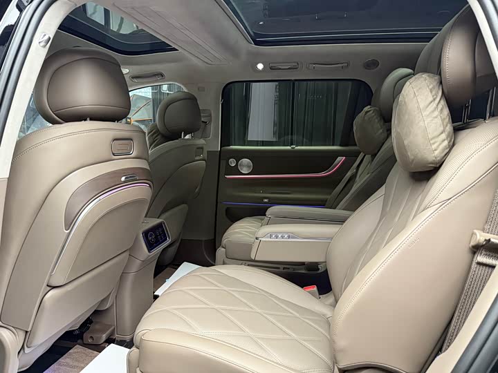 Aito M9 2025 2025款 增程 Ultra版 52kWh 6座版