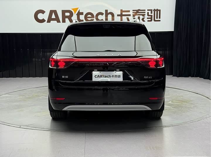 Aito M9 2025 2025款 增程 Ultra版 52kWh 6座版