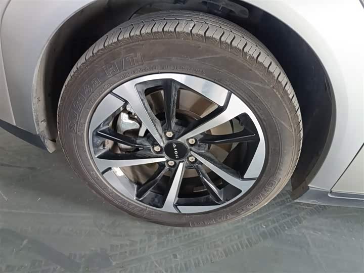 GAC Aion Y 2025 2025款 Plus 510 乐享版 58.4kWh