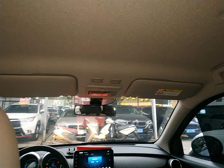 Ora Black Cat 2022 2022款 301km 萌宠版 磷酸铁锂