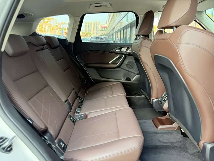 BMW X1 2025 2025款 sDrive25Li X设计套装