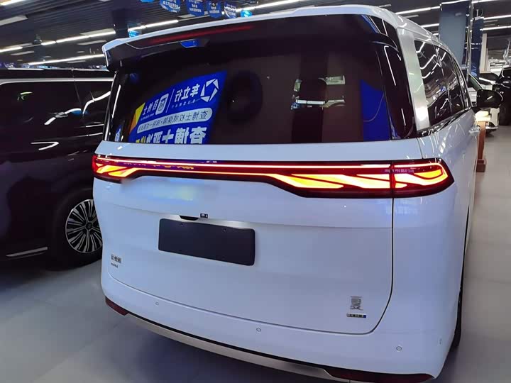 BYD Xia 2025 2025款 DM-i 1.5T 180km 超越型