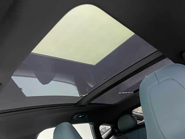 MG Motor 7 2025 2025款 2.0T 405 AT奢享版