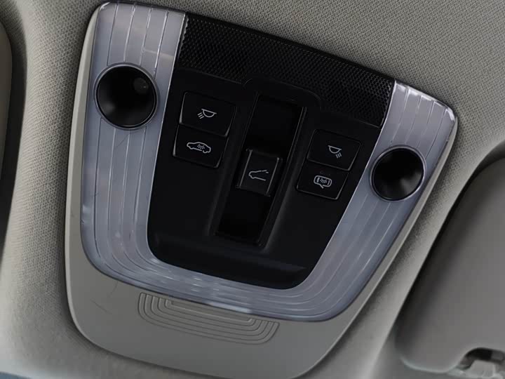 Kia KX3 2021 2021款 1.5L CVT潮流版