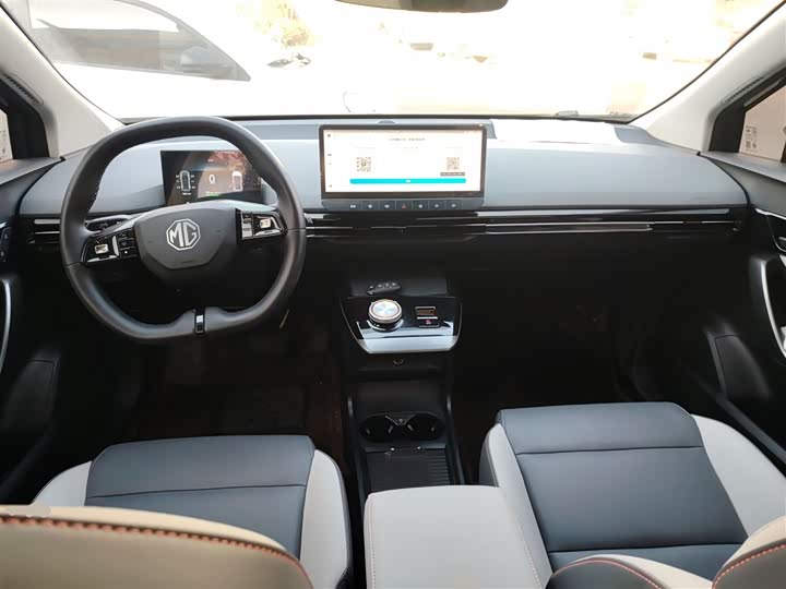 MG Motor 4 EV 2023 2023款 415km 出海冠军行政版
