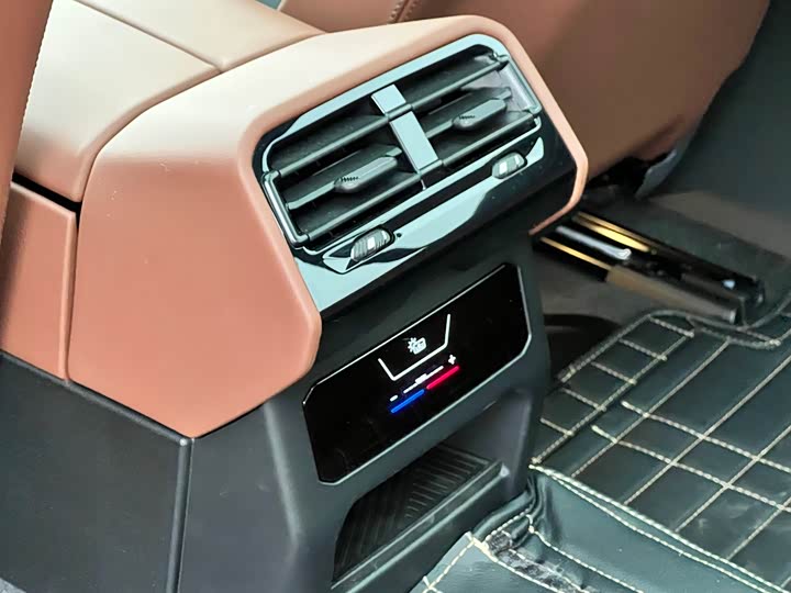 BMW i5 2025 2025款 eDrive 40L M运动套装