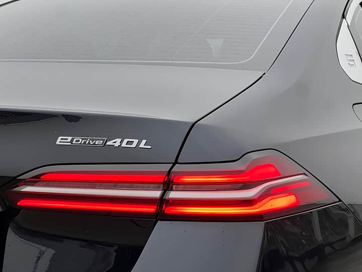 BMW i5 2025 2025款 eDrive 40L M运动套装