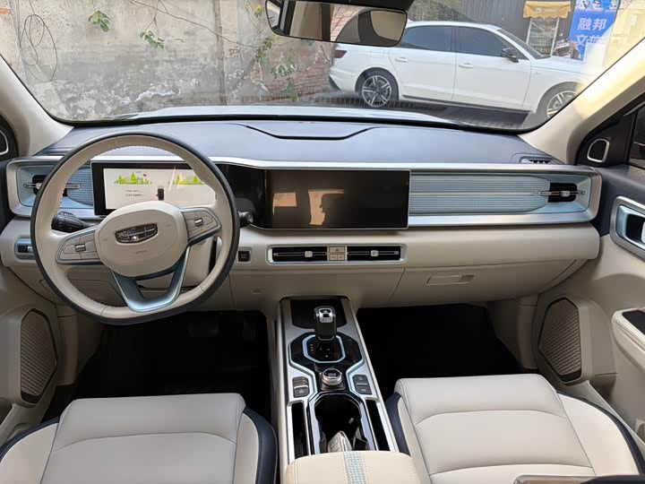 Geely Icon 2023 2023款 1.5TD 巧克力醇巧版