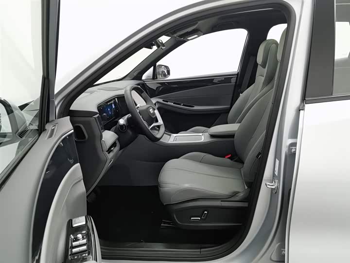 Geely Galaxy L7 2025 2025款 EM-i 115km 远航版