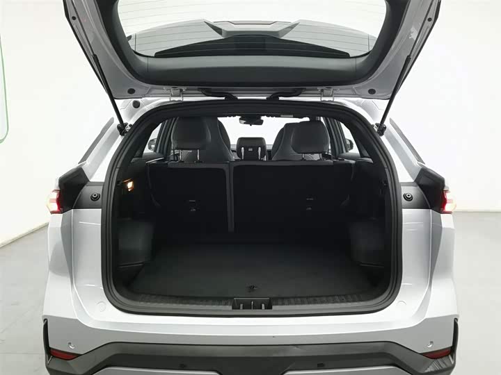 Geely Galaxy L7 2025 2025款 EM-i 115km 远航版