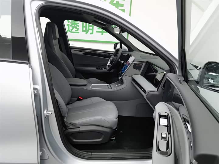 Geely Galaxy L7 2025 2025款 EM-i 115km 远航版