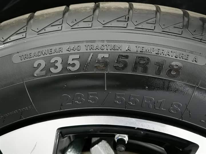 Geely Galaxy L7 2025 2025款 EM-i 115km 远航版