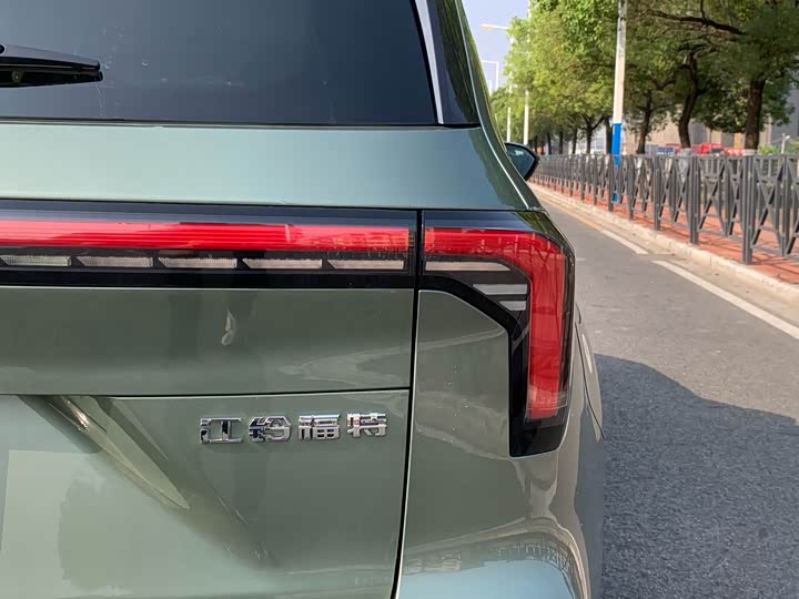 Ford Equator Hybrid 2025 2025款 尊领型PLUS