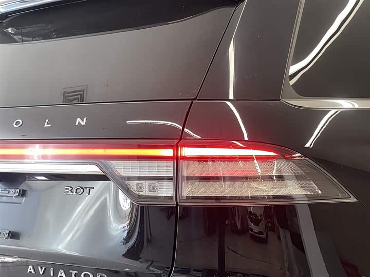 Lincoln Aviator 2023 2023款 3.0T V6 四驱尊享巡航版 六座