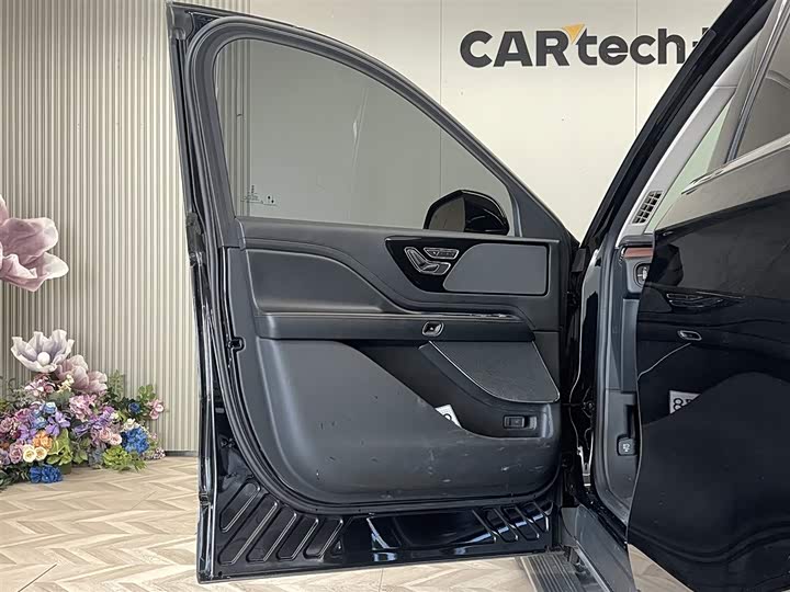 Lincoln Aviator 2023 2023款 3.0T V6 四驱尊享巡航版 六座