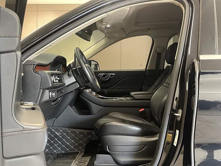 Lincoln Aviator 2023 2023款 3.0T V6 四驱尊享巡航版 六座