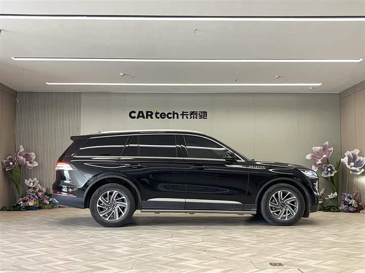 Lincoln Aviator 2023 2023款 3.0T V6 四驱尊享巡航版 六座