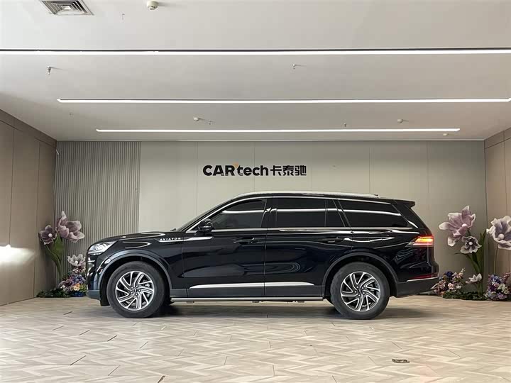 Lincoln Aviator 2023 2023款 3.0T V6 四驱尊享巡航版 六座