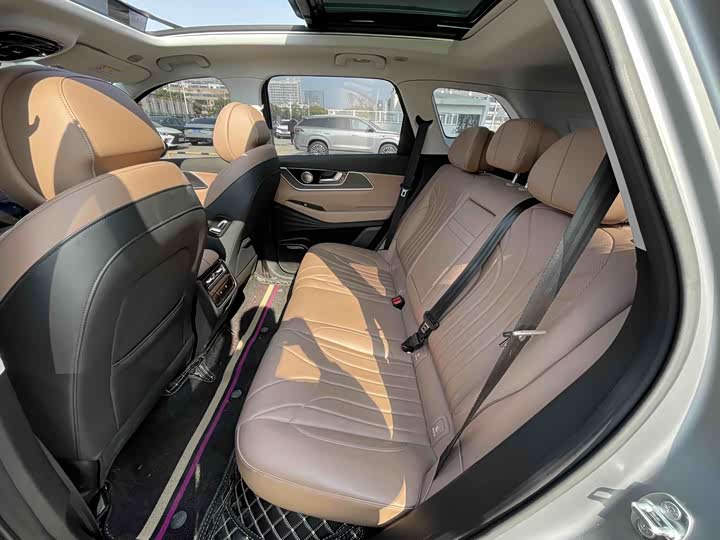 Chery Tiggo 8L 2024 2024款 2.0T 两驱尊贵版 5座