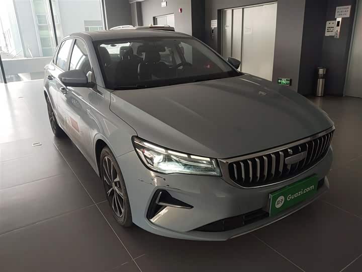 Geely Emgrand 2025 2025款 第4代 1.5L CVT尊贵型