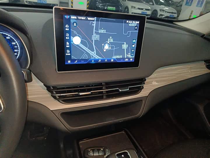 Hongqi E-QM5 2024 2024款 560km PLUS