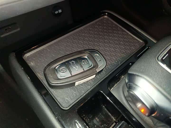 Hongqi E-QM5 2024 2024款 560km PLUS