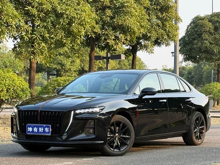 2025 Hongqi H5