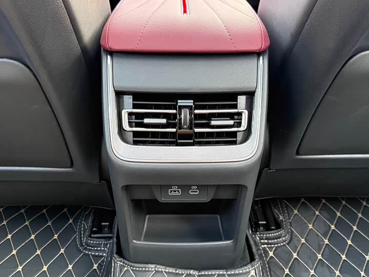 Hongqi H5 2025 2025款 1.5T DCT玄影版