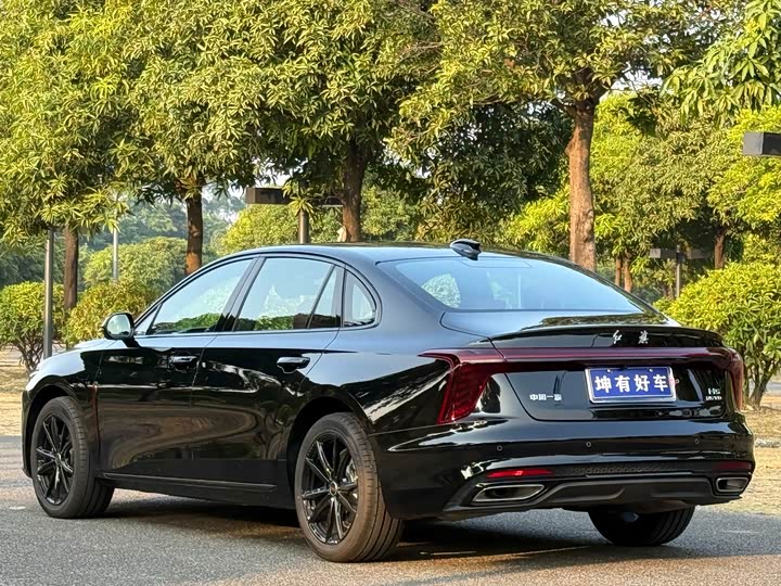 Hongqi H5 2025 2025款 1.5T DCT玄影版