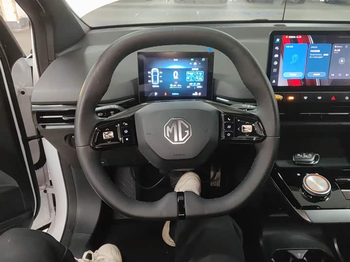 MG Motor 4 EV 2023 2023款 415km 出海冠军版